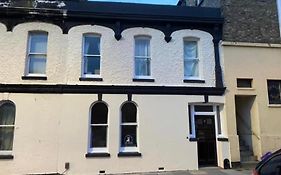 Victorian Town House In The Heart Of Dover